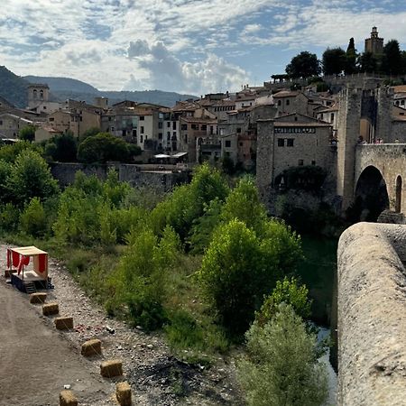 Besalu Pont Vell Apartment 外观 照片